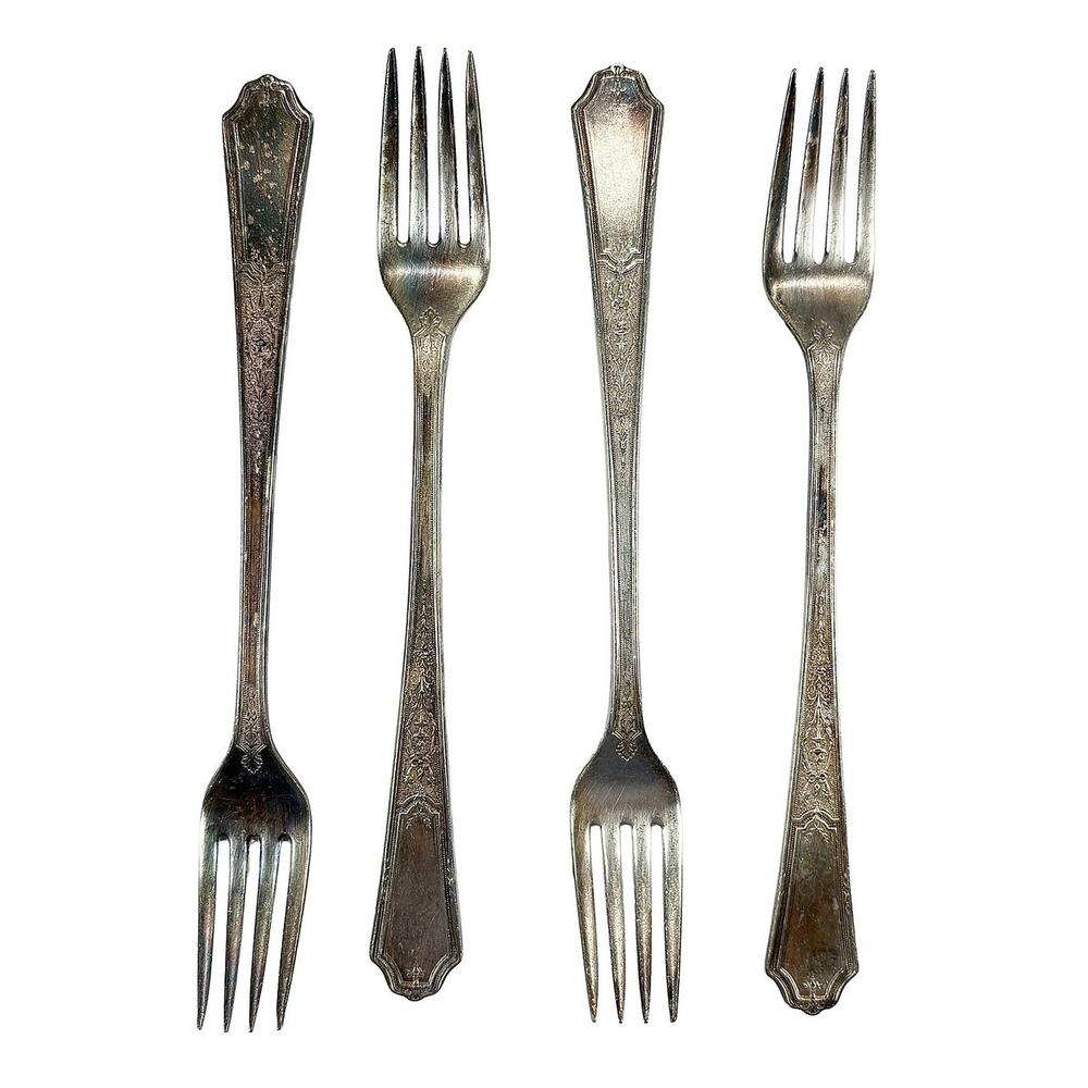 1847 Rogers Bros Ancestral Antique Viande Grille Forks Set of 4 Silverplate
